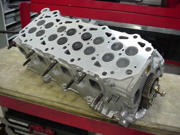 Nissan ZD30T Patrol 3.0 DOHC with cams Exchange Head